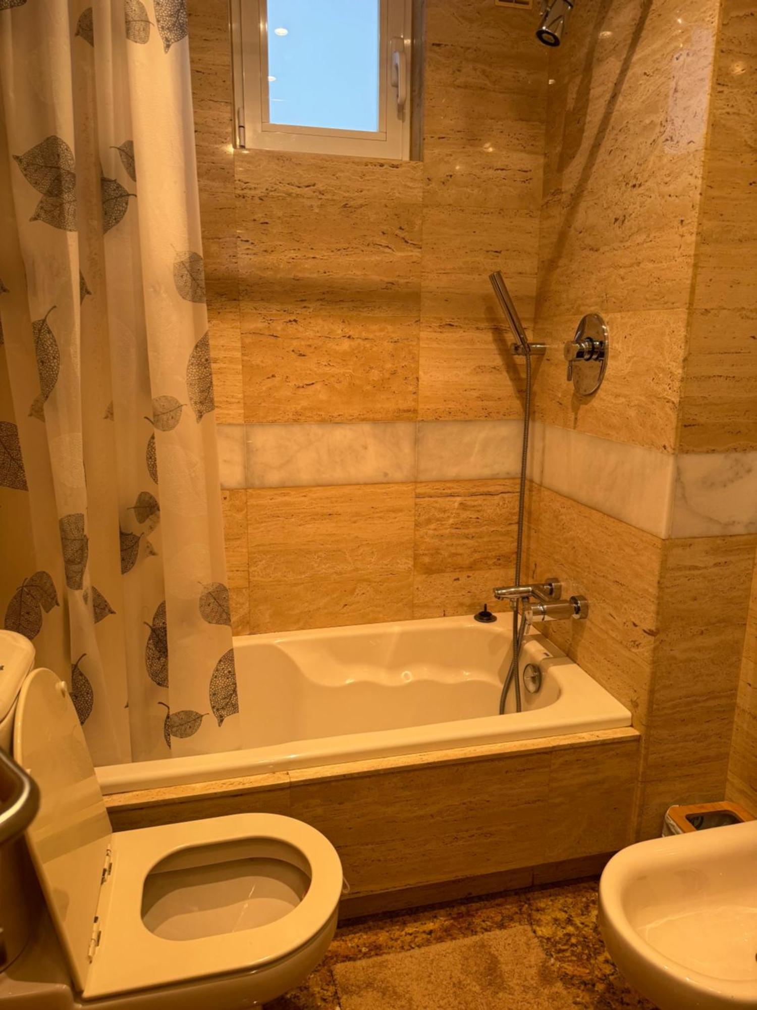 Habitaciones De Lujo Con Hermosas Vistas A La Cuidad Burgo Esterno foto